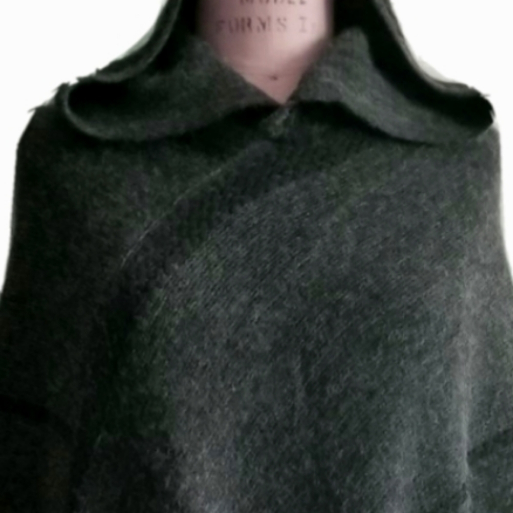 NEW Khaki Long Asymmetric Poncho w/ Hood, 1 sz - Picture 8 of 10